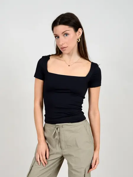 RD Style Stacy Short Sleeve Top