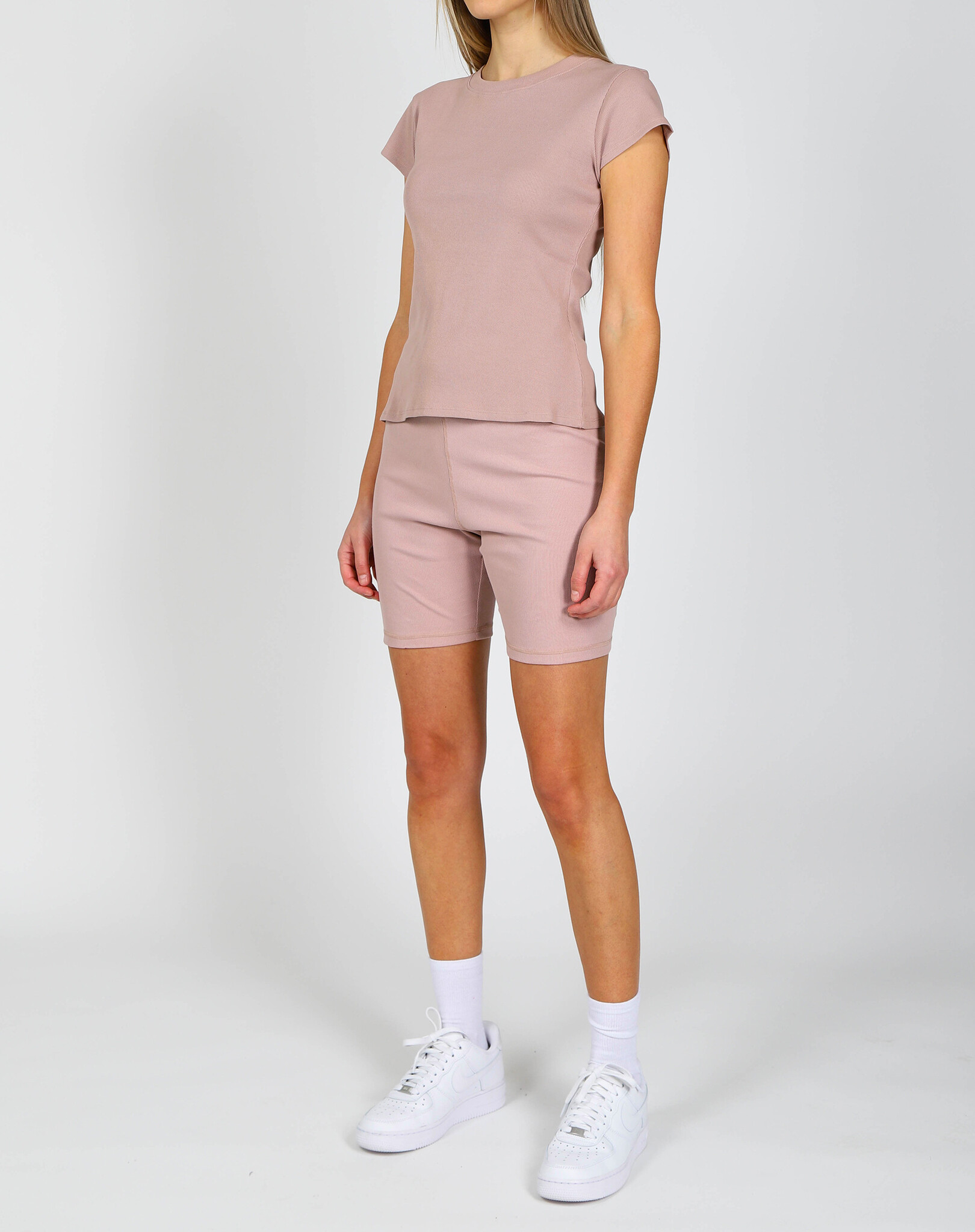 Brunette The Label Cropped Ribbed Fitted Tee