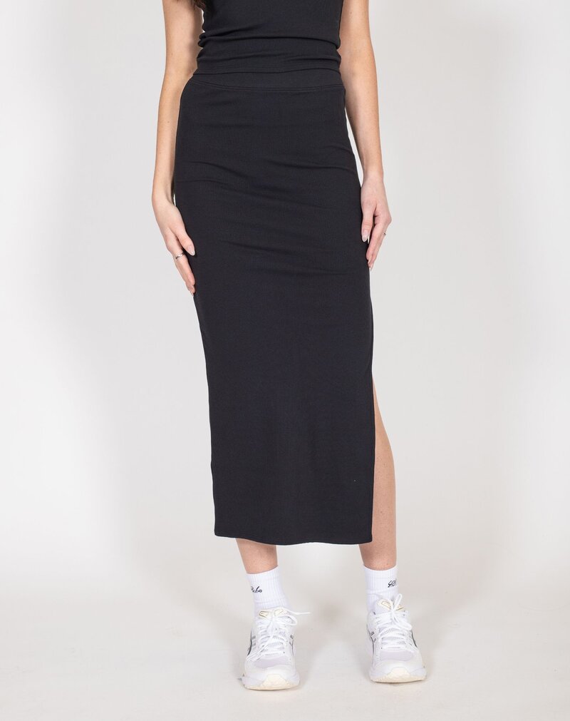 Brunette The Label Ribbed Fitted Maxi Skirt