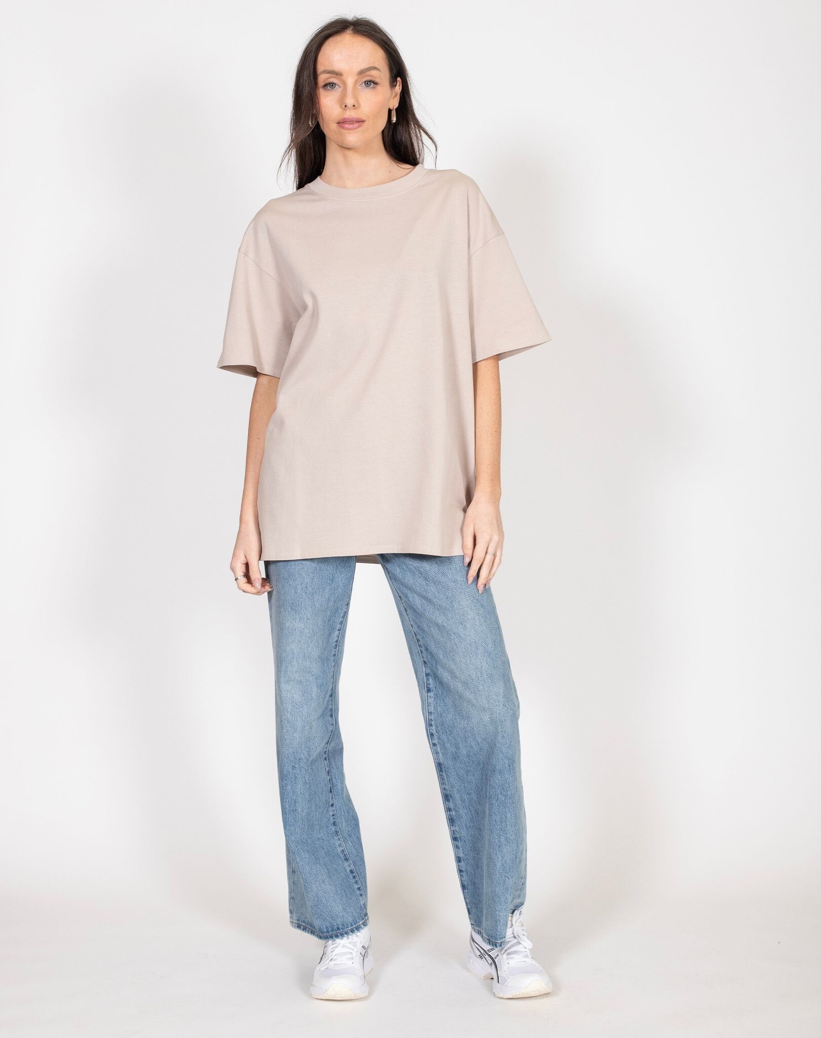 Brunette The Label Oversized Boxy Tee