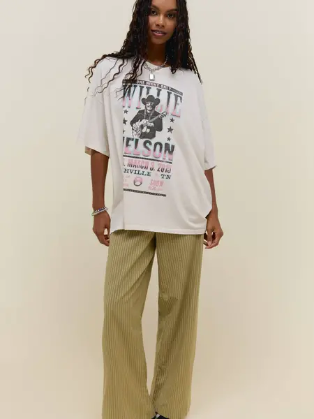 Daydreamer Willie Nelson One Night Only Oversized Tee