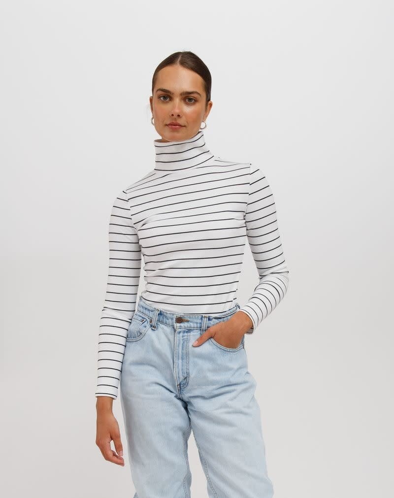 Brunette The Label Ribbed LS Turtle Neck