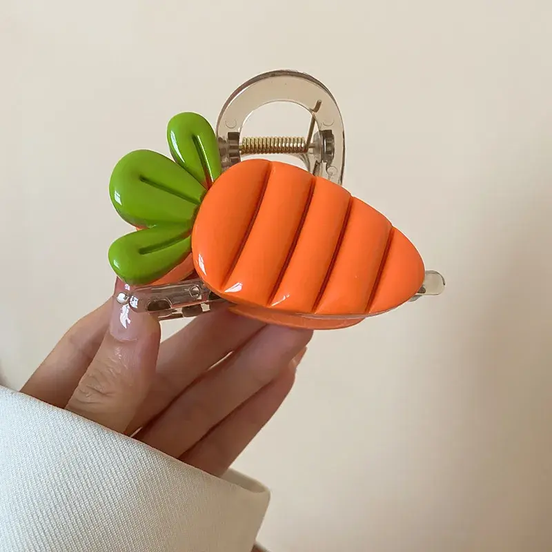 Dutch Growers Hair Clip Carrot