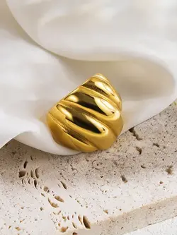 Dutch Growers Geometric Ring