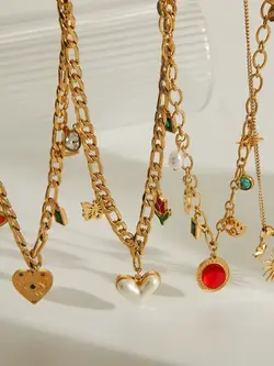 Retro Pendant Necklace