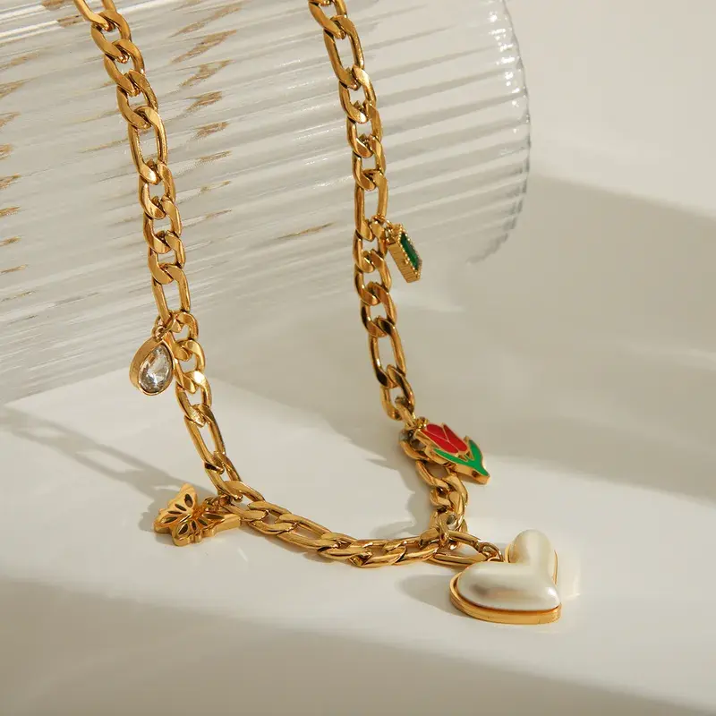 Retro Pendant Necklace