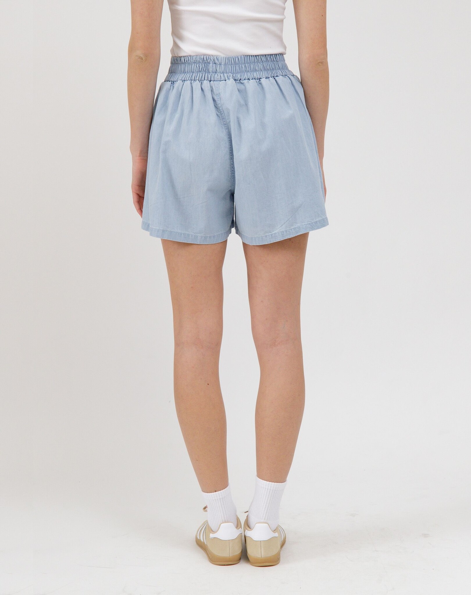 Brunette The Label Chambray Short