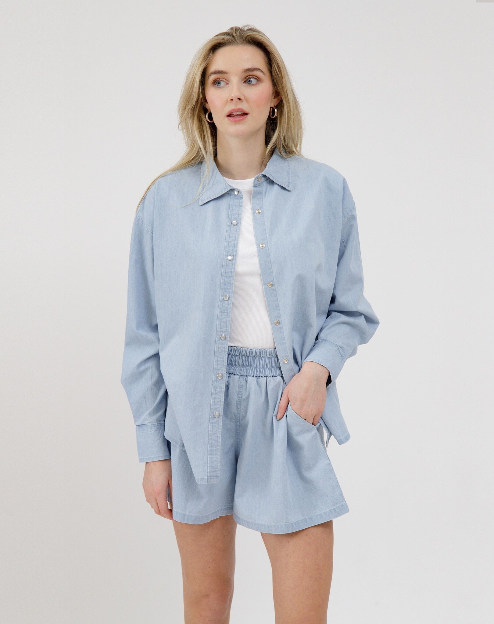 Brunette The Label Chambray Button Up W/ Pearl Snaps