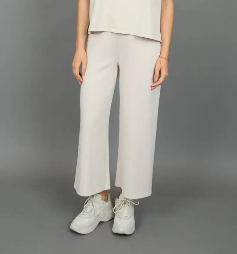 RD Style Victoria Soft Knit Cropped Pant