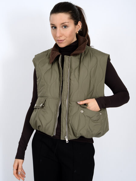 RD Style Chelsea Quilted Vest