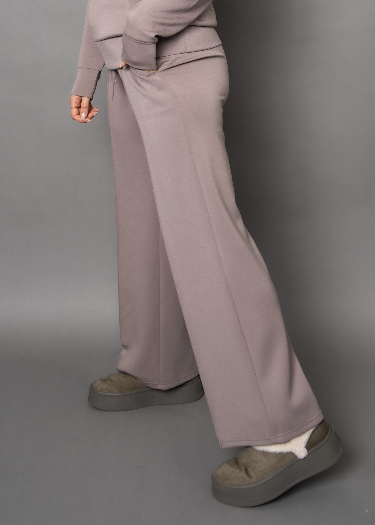 RD Style Prida Drawstring Straight Leg Pant