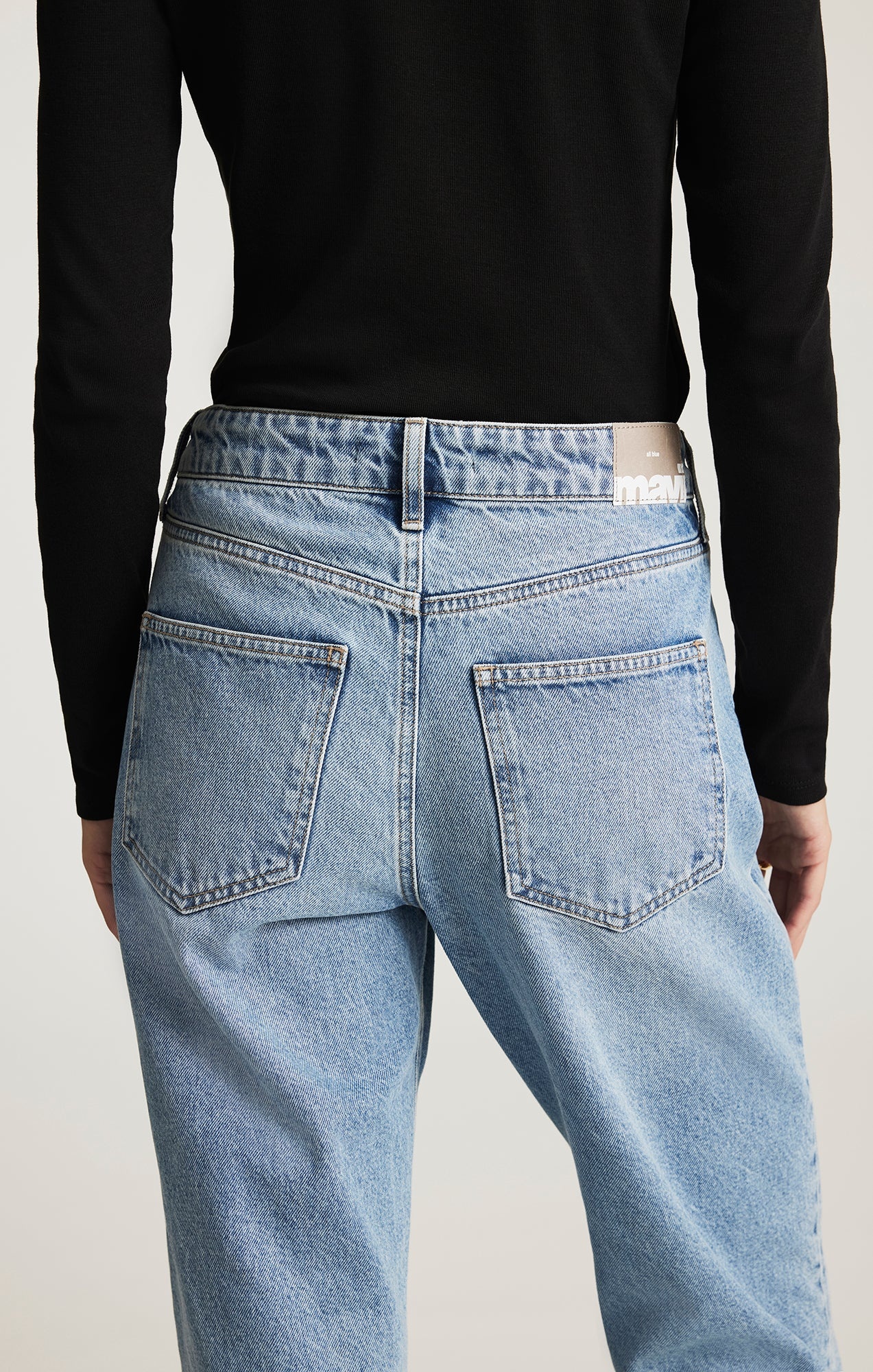 MAVI Savannah Straight Leg Jean