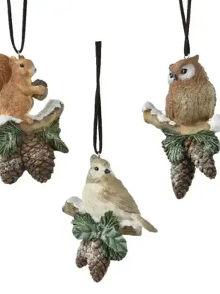 Woodland Animal on Pinecone Ornament