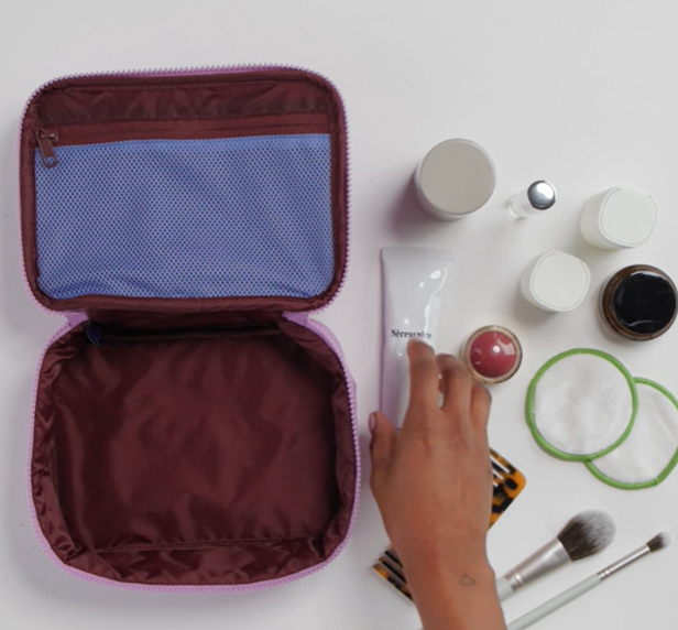 BAGGU Small Cosmetic Case