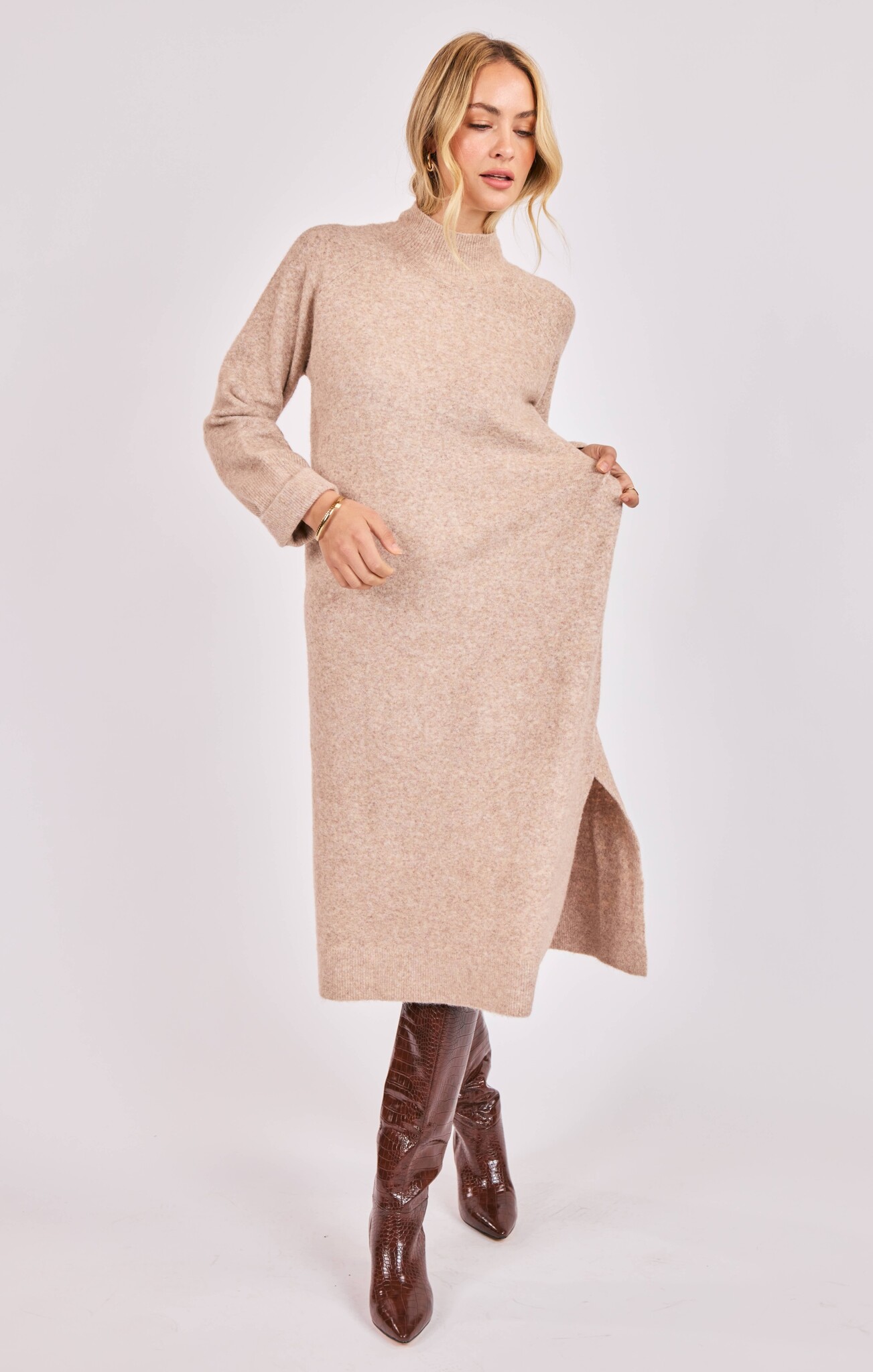 Sadie and Sage Hadley Knit Midi Dress