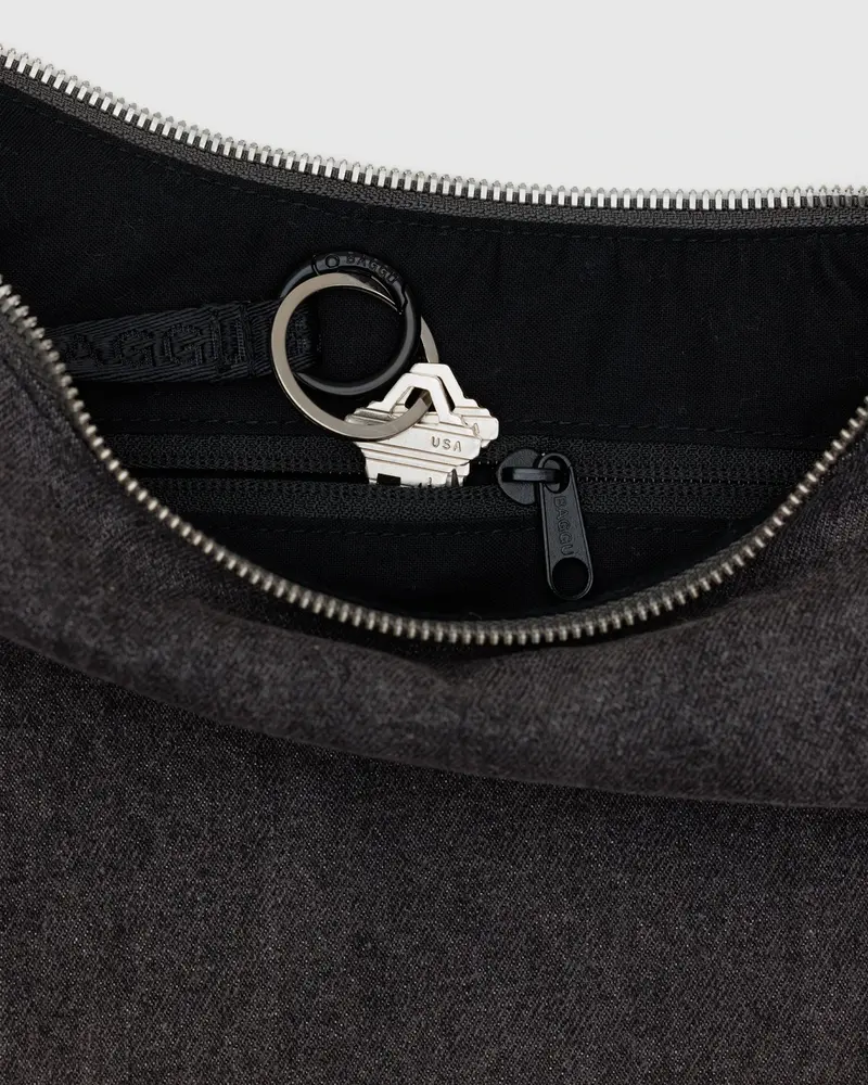 BAGGU Medium Denim Crescent Bag