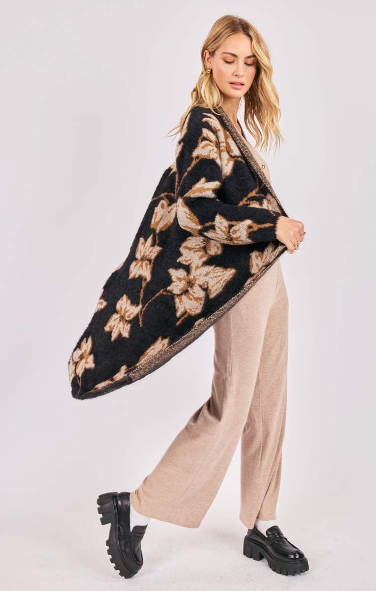 Sadie and Sage Emory Floral Intarsia Knit Cardi
