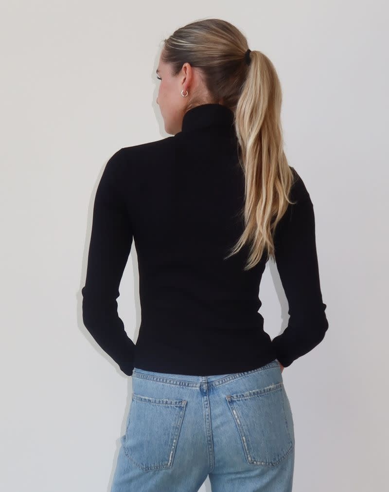 Brunette The Label Ribbed LS Turtle Neck