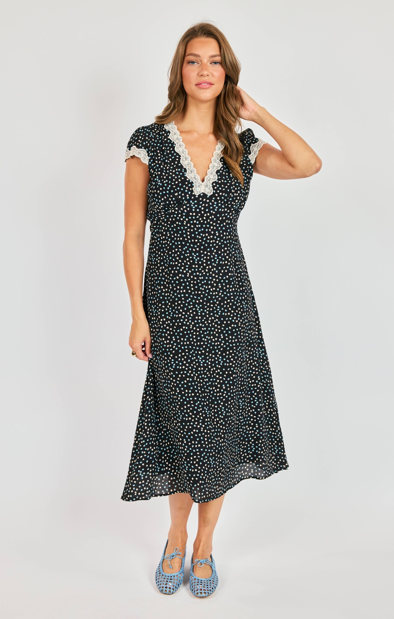 Sadie and Sage New Romance Midi Dress