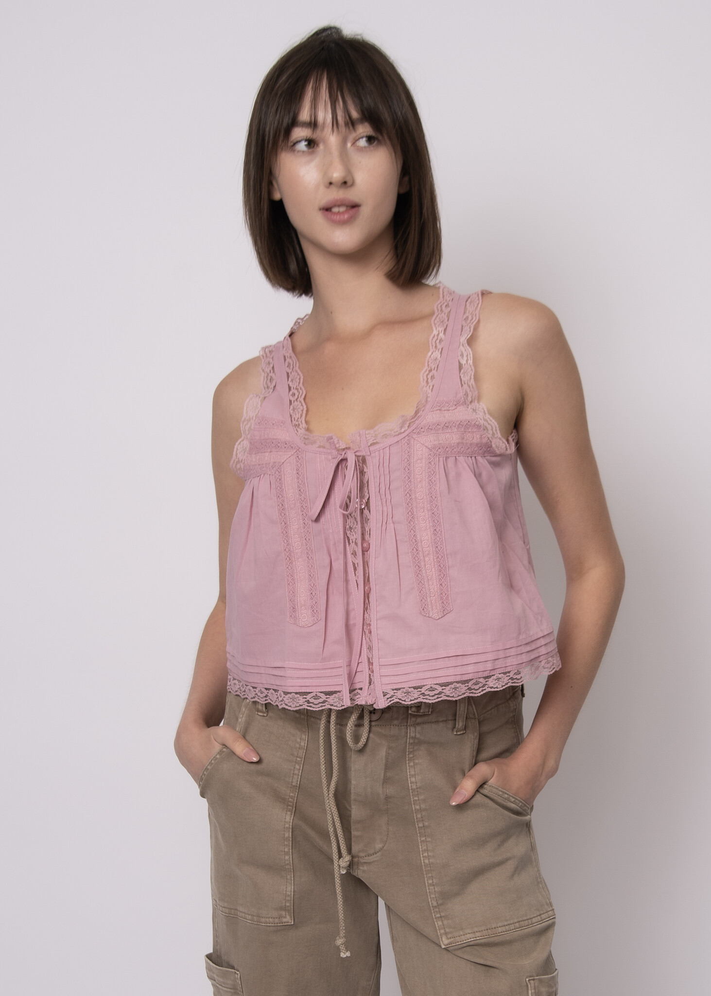 RD Style Alia Sleeveless Button Up