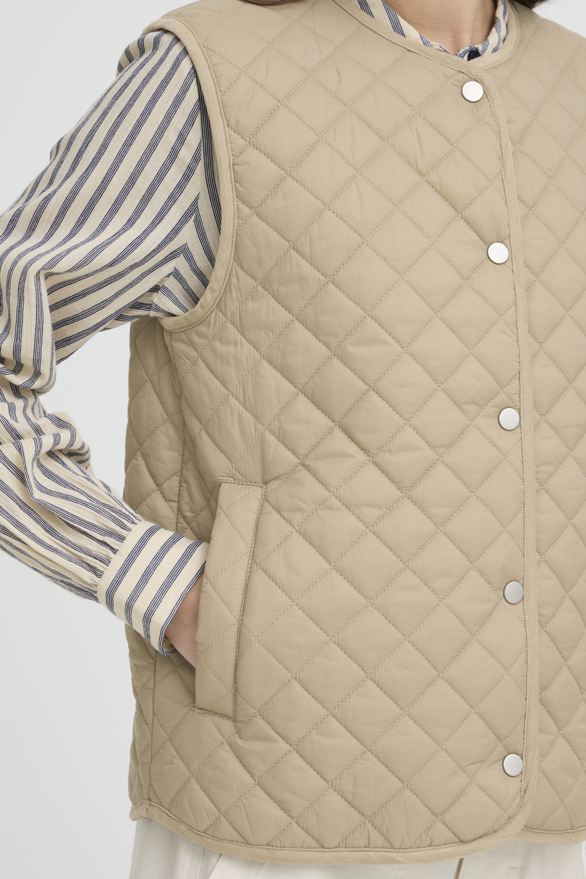 B.Young Berta Waistcoat