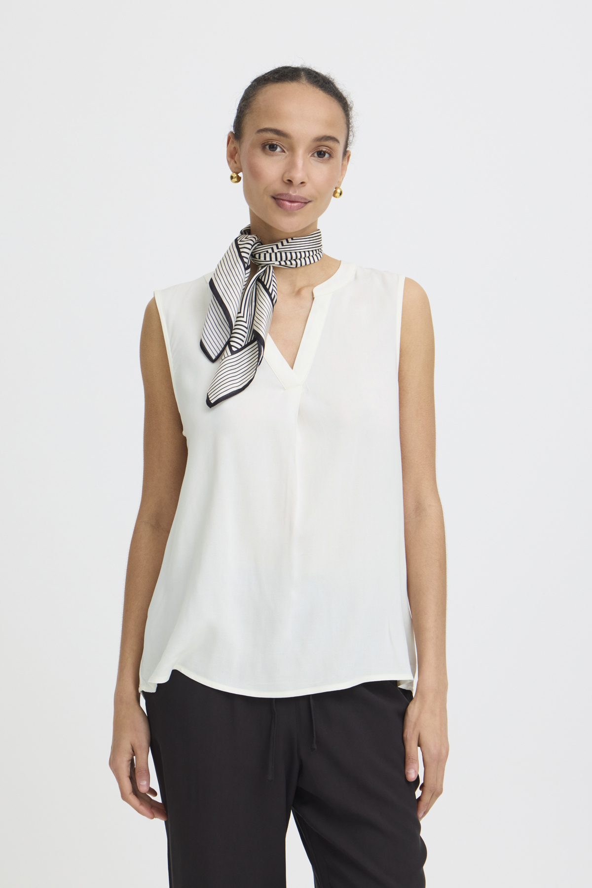 B.Young Mmjoella Sleeveless Top
