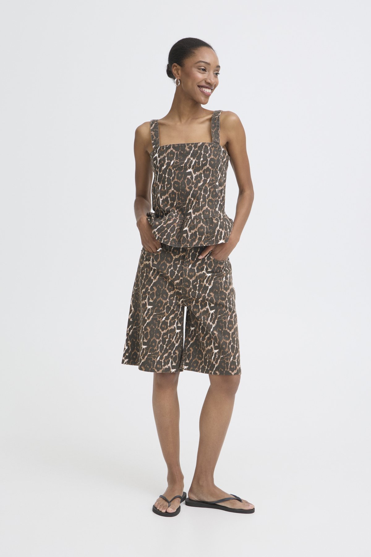 Ichi Brokes Long Shorts