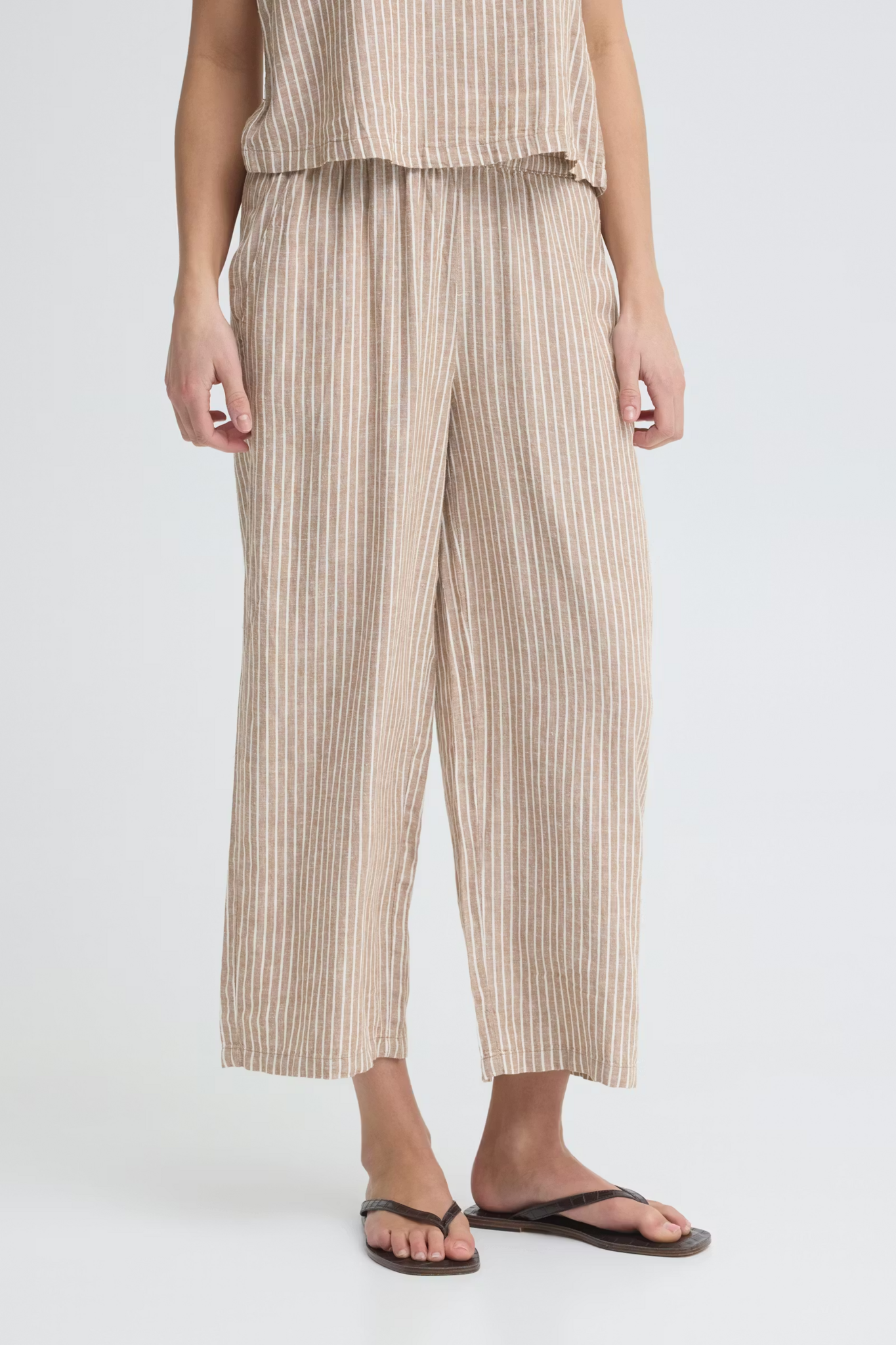 B.Young Falakka Crop Pants