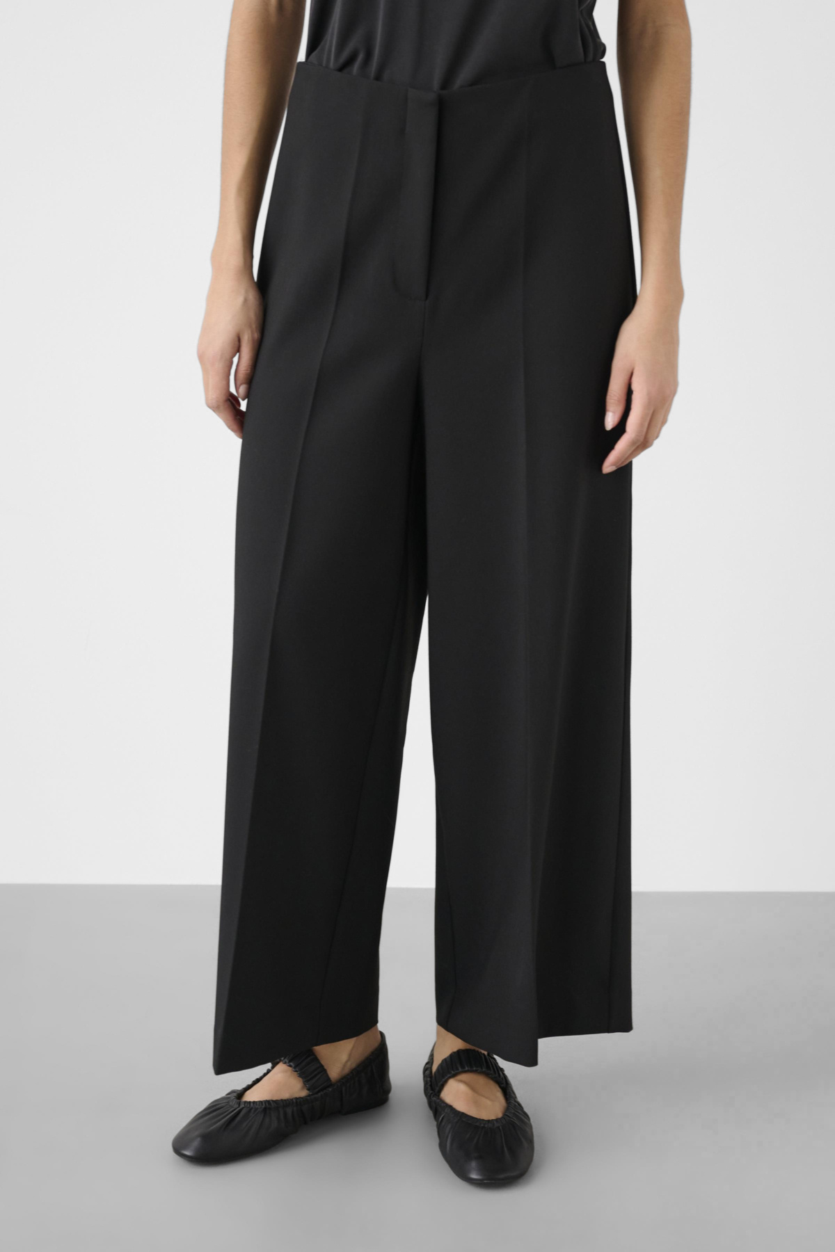 Soaked in Luxury Corinne Wide Cropped Pants