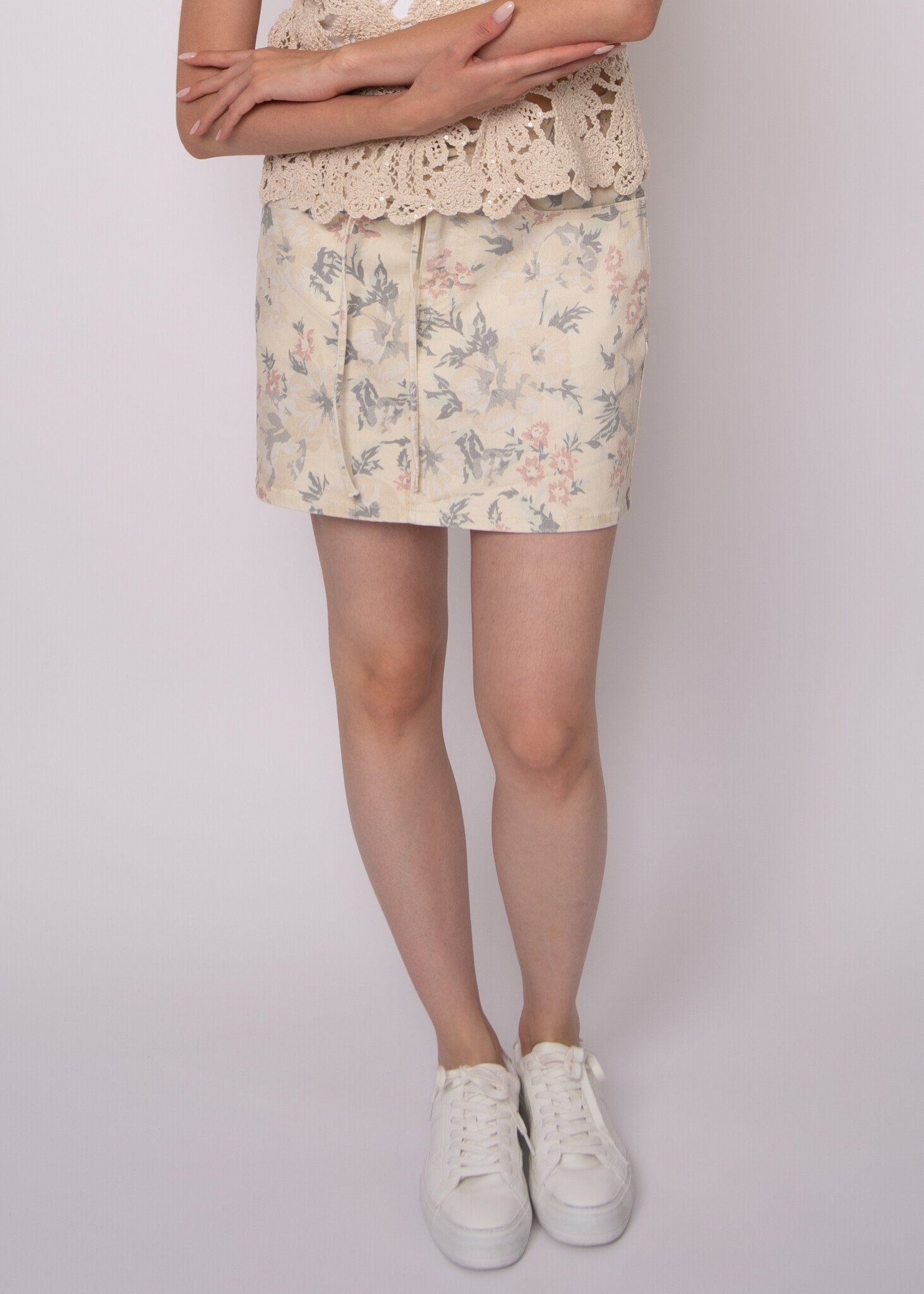 RD Style Skie Stretch Twill Mini Skirt