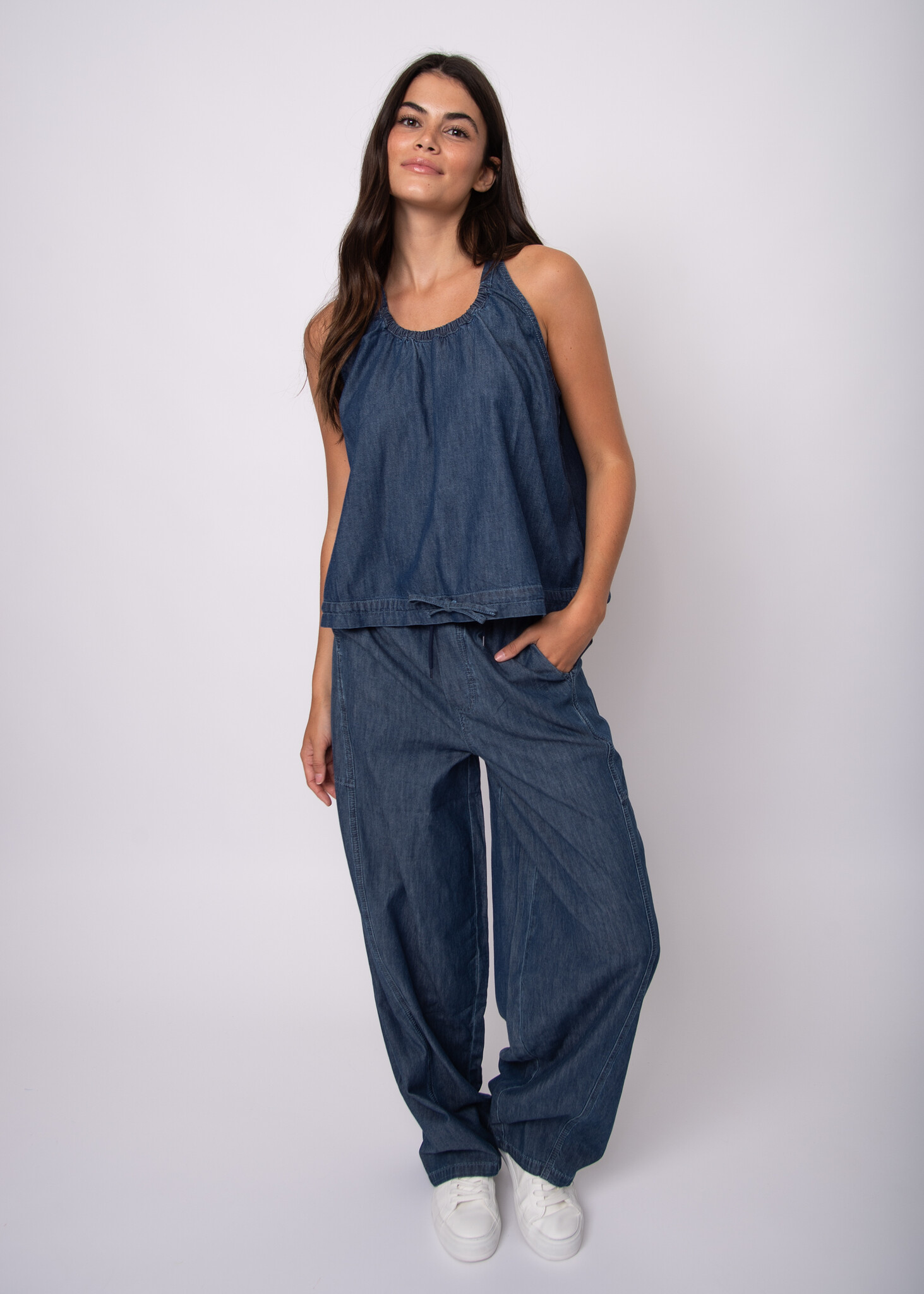RD Style Kayla Pull-On Barrel Jeans