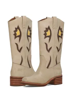 Frye and Co Miranda 10 Flower