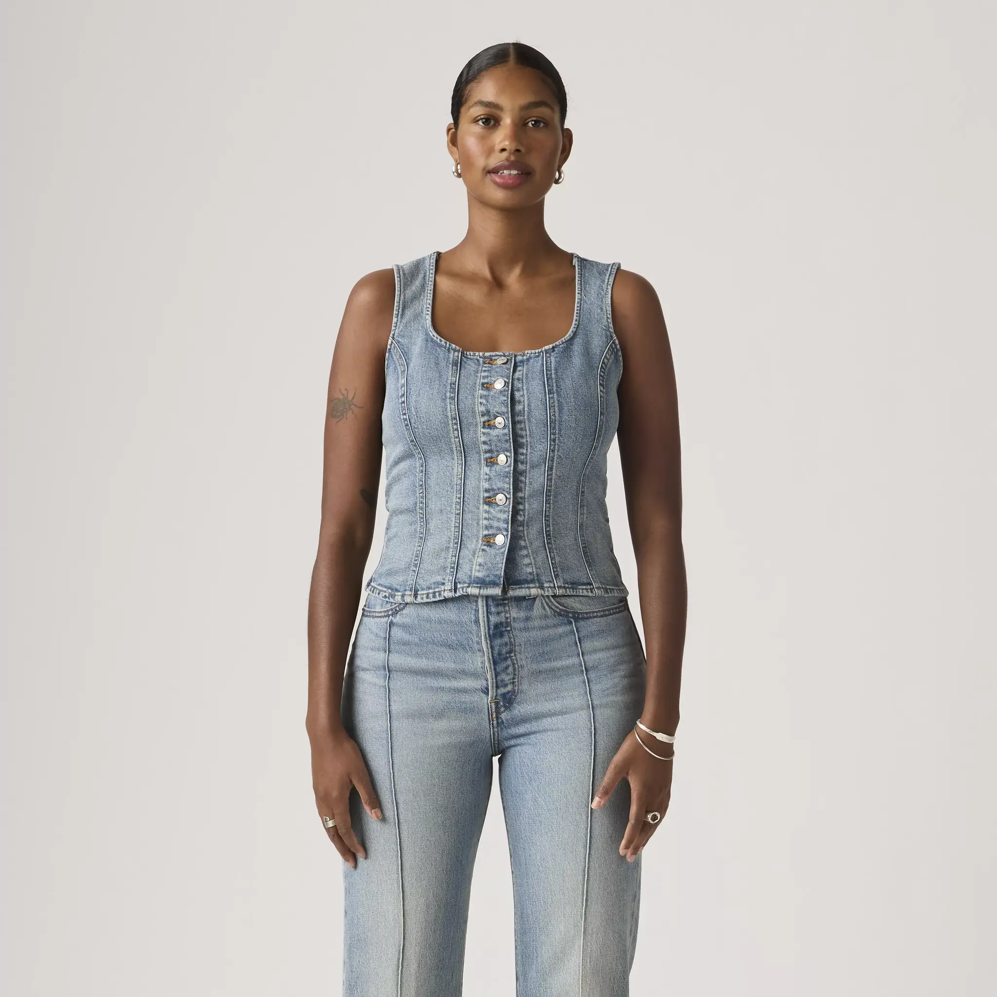 Levi's Sculpted Top