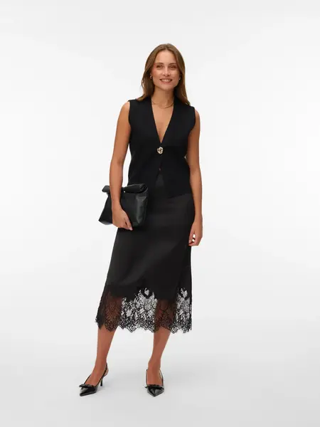 Vero Moda Novi Lace Detail 7/8 Skirt