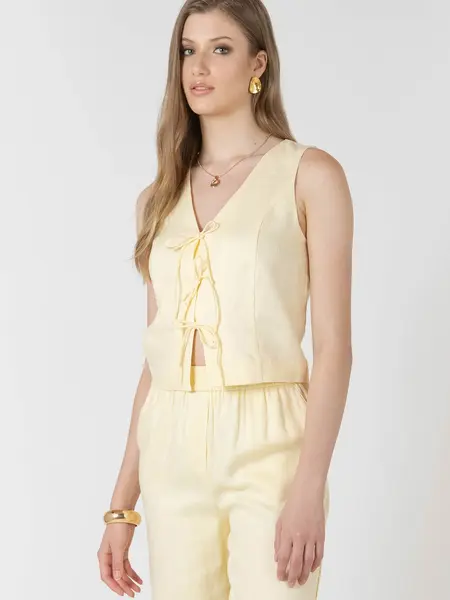 Dex Tie Front Top