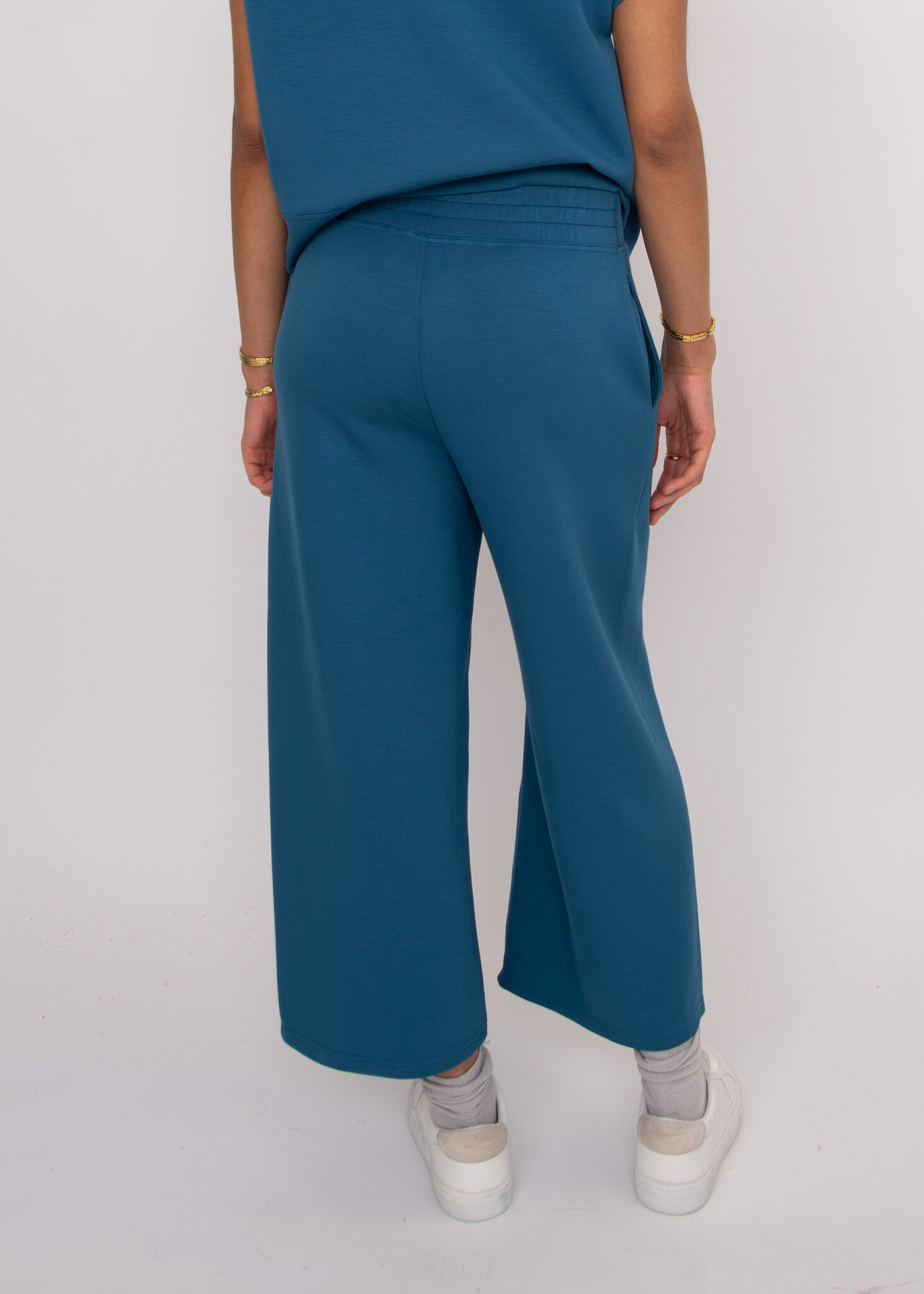 RD Style Victoria Soft Knit Cropped Pant
