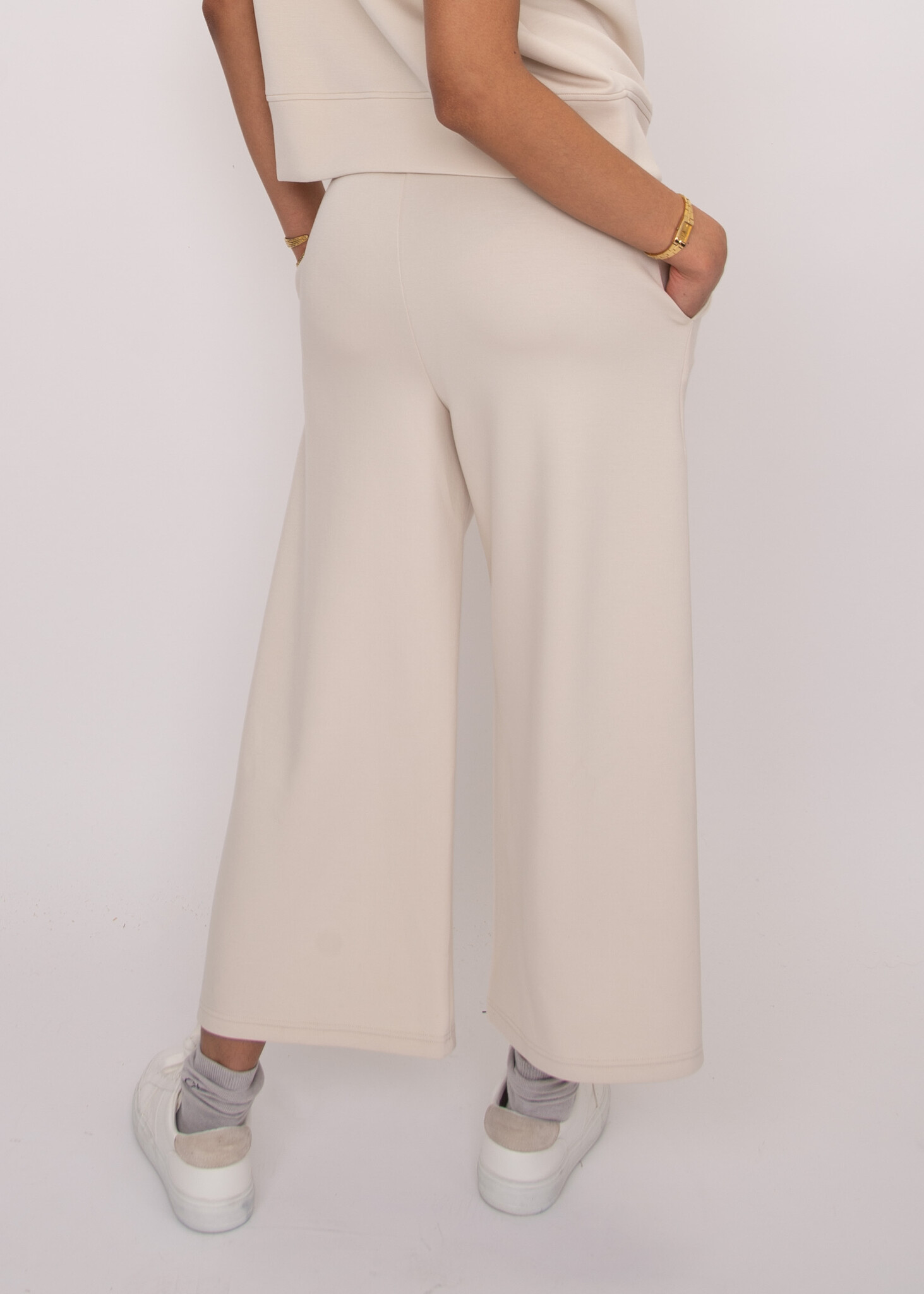 RD Style Victoria Soft Knit Cropped Pant