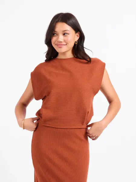 Sadie and Sage Soft Cedar Tapered Knit Top