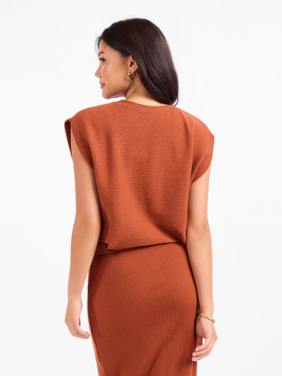 Sadie and Sage Soft Cedar Tapered Knit Top