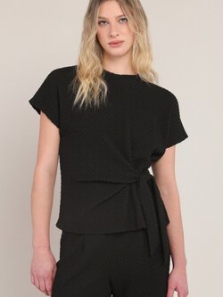 Room 34 Textured Knot Top