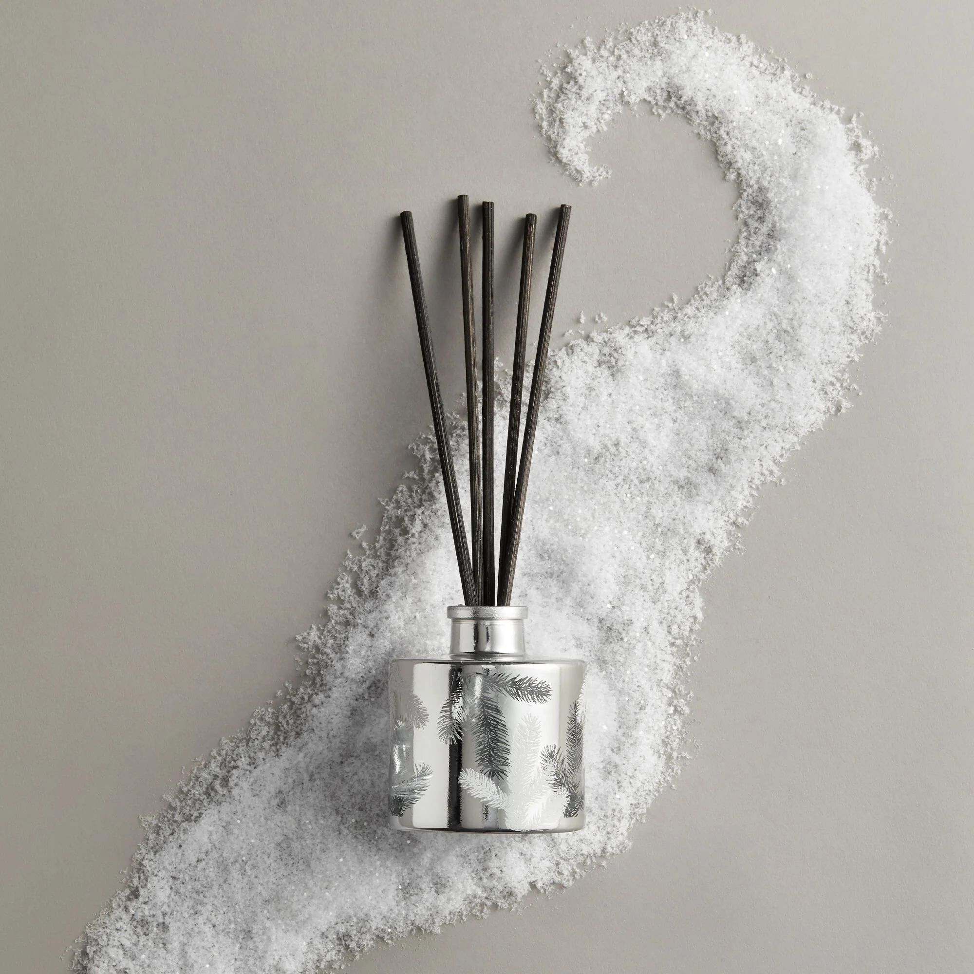 Thymes Statement Petite Reed Diffuser Frasier Fir