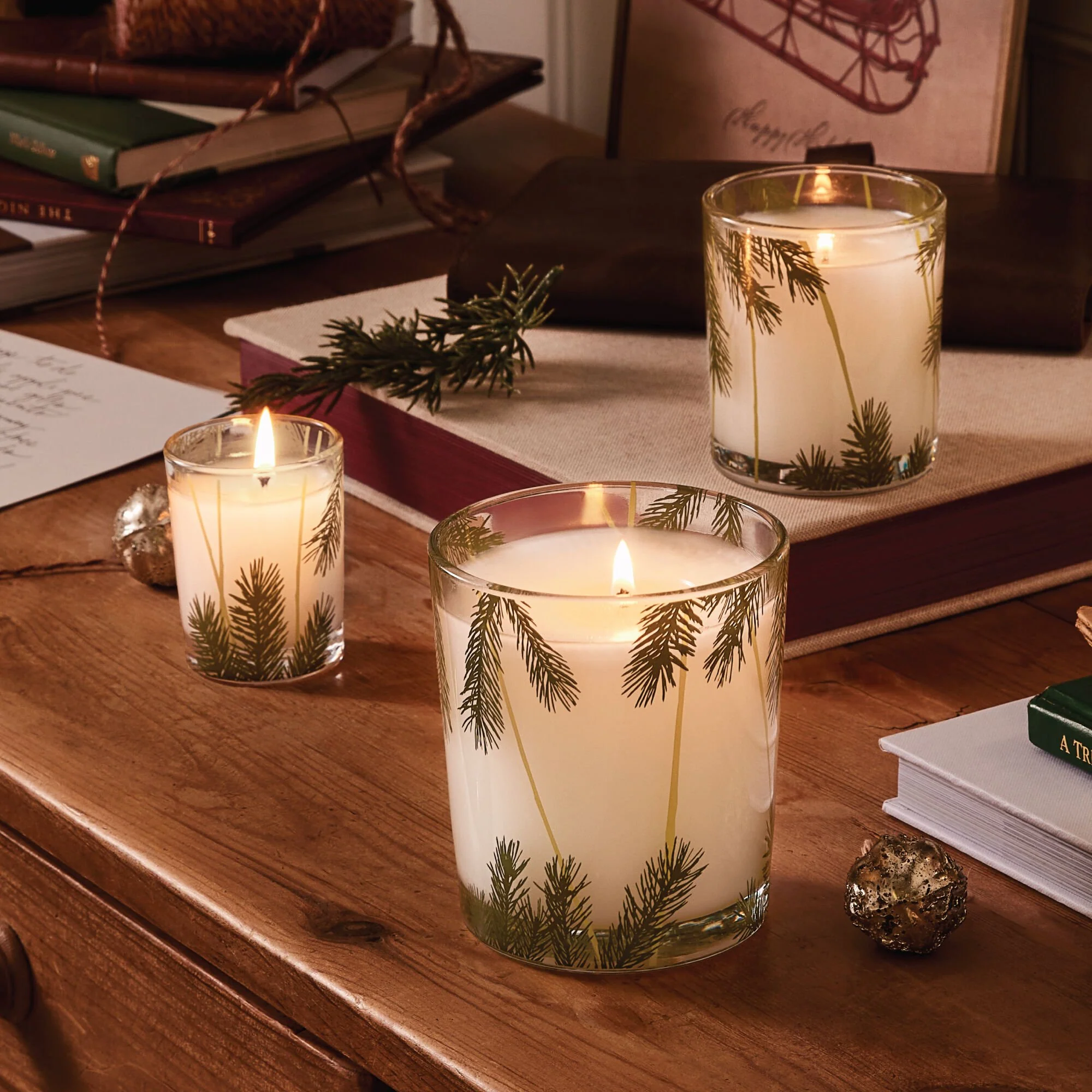 Thymes Frasier Fir Heritage Poured Candle 13oz