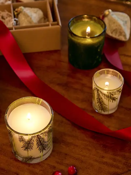 Thymes Votive Candle Pine Needle Design Frasier Fir