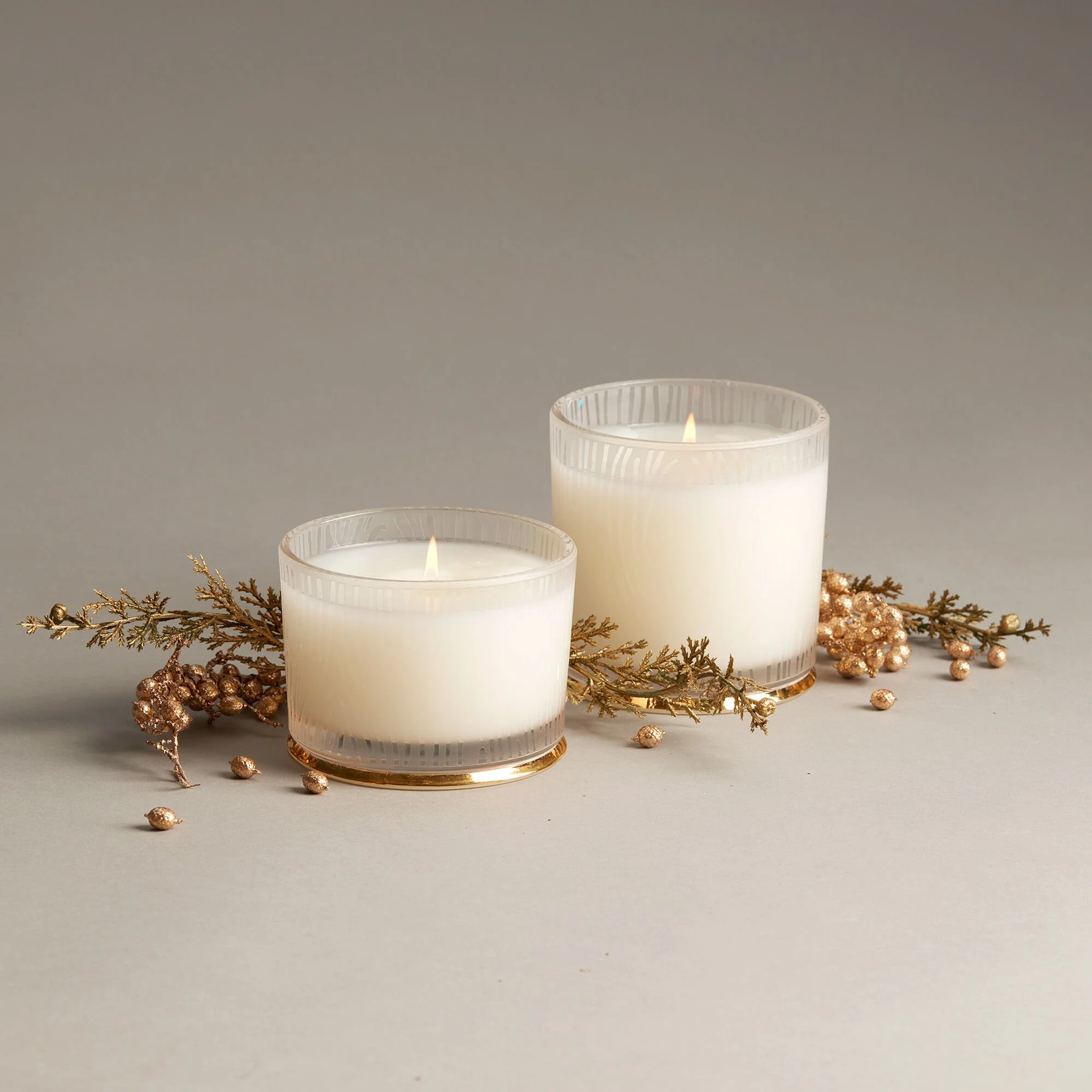 Thymes Poured Candle Large Frosted Wood Grain Frasier Fir 13.5oz