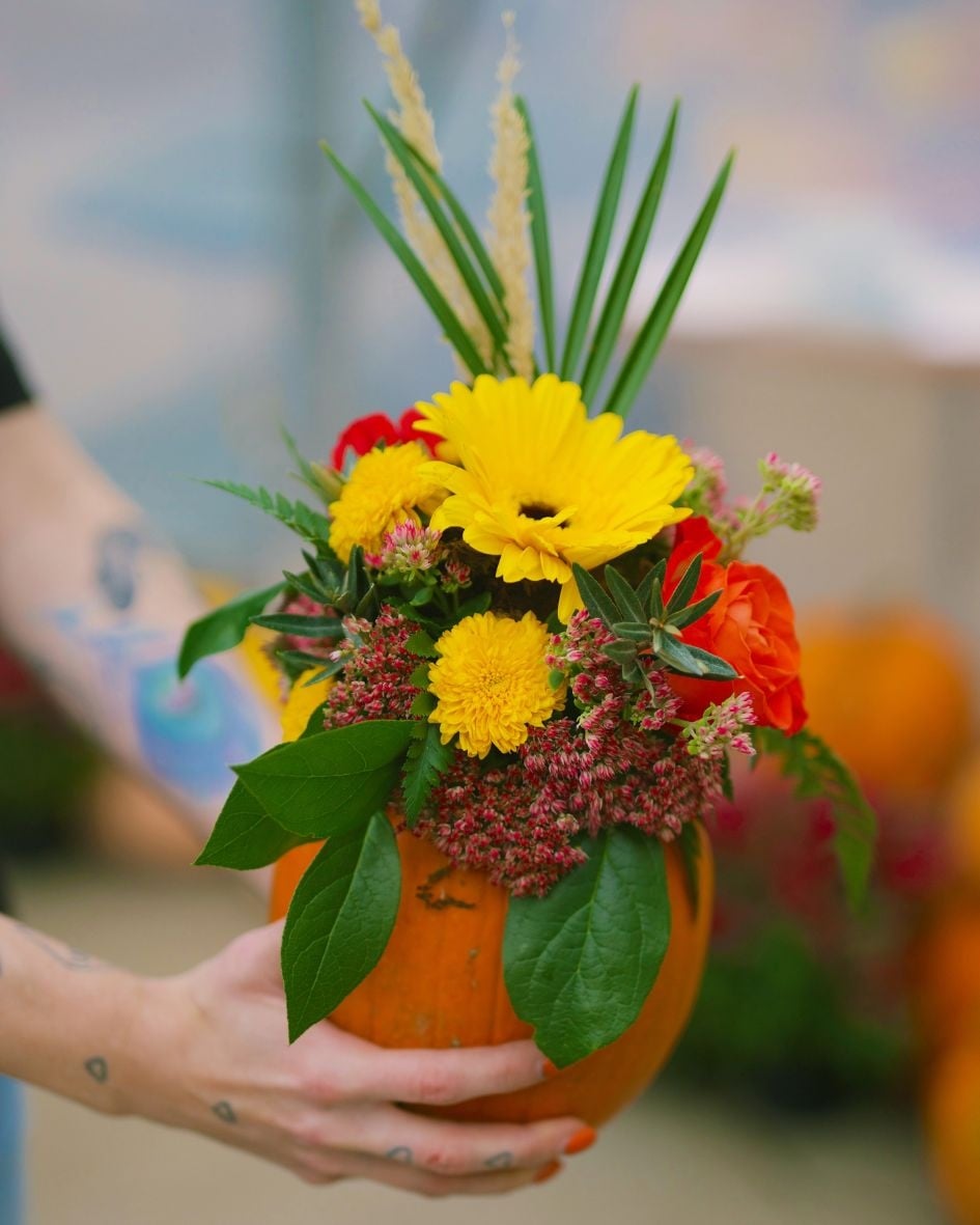 Dutch Growers Floral Pumpkin Make & Take Workshop