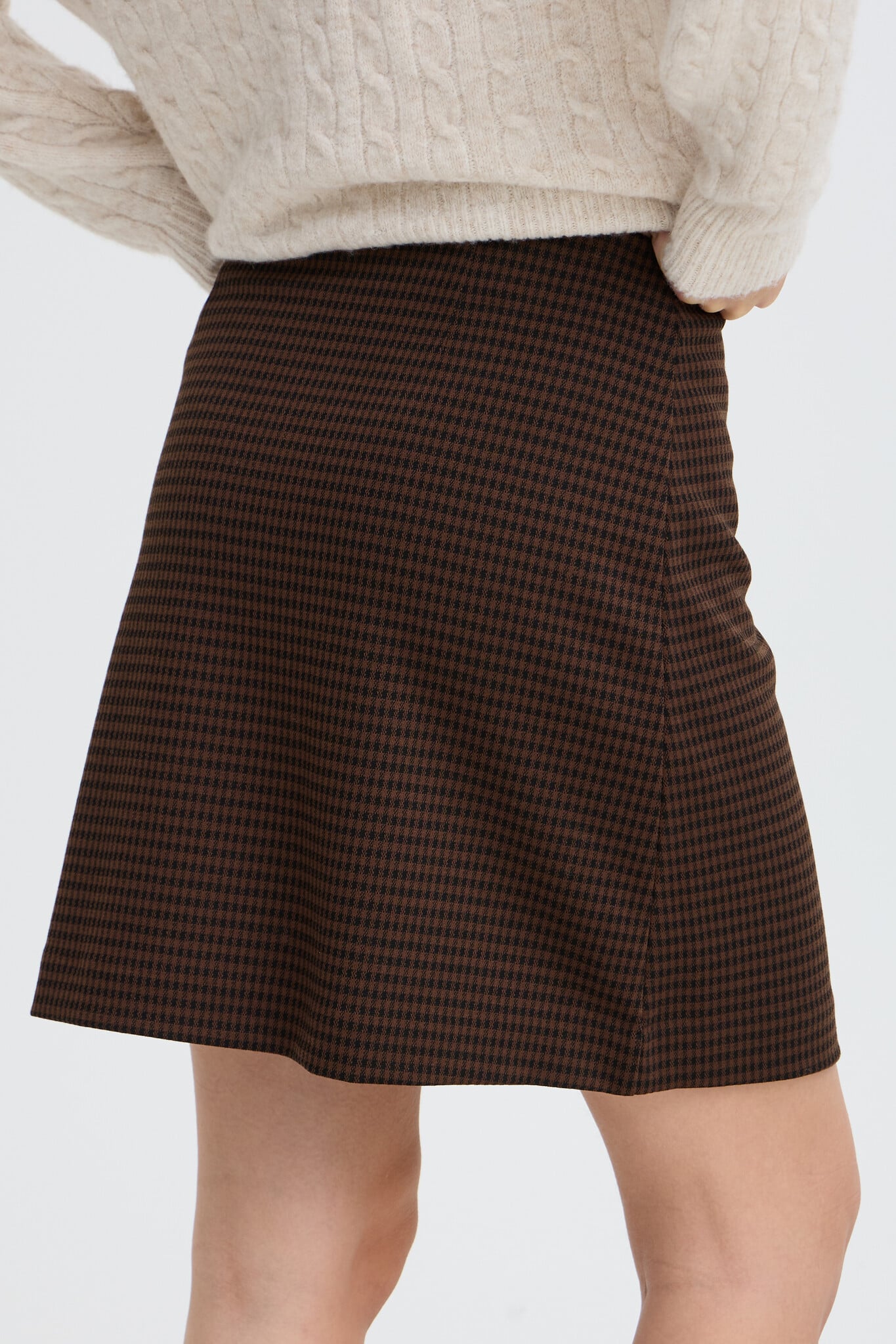 B.Young Rowan A Skirt
