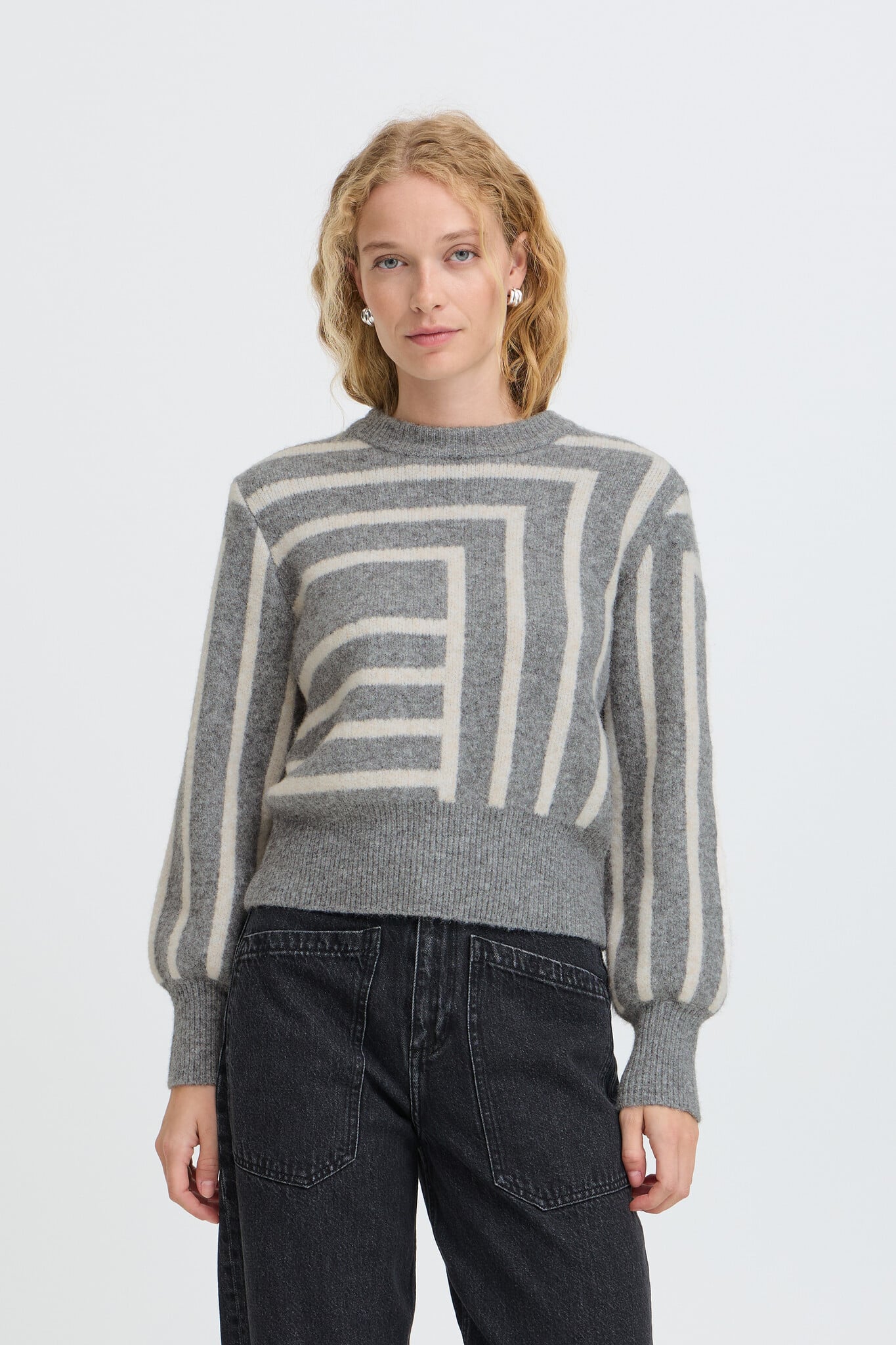 B.Young Omea Jumper 6
