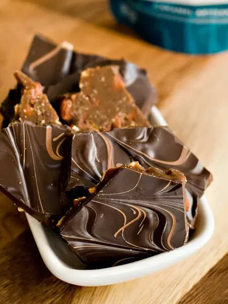 Utoffeea Espresso Almond Toffee 135g