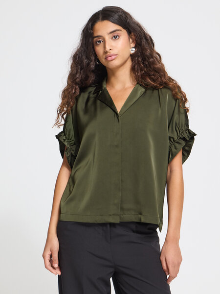 Ichi Letta Shirt