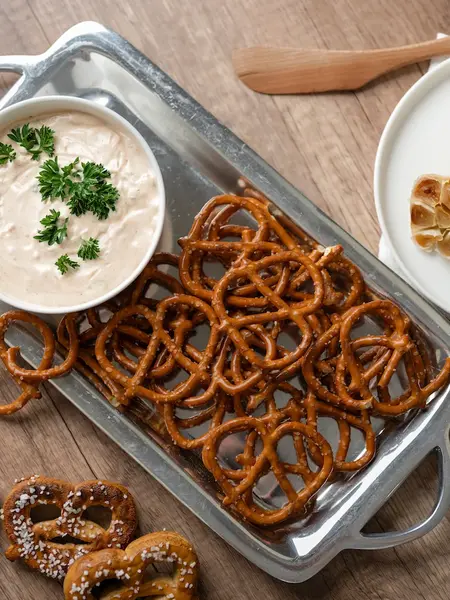 d'marie Roasted Garlic Dip